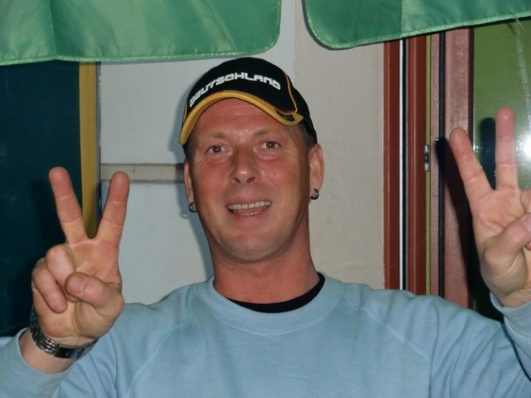 Team Lolly Pub Die Sportsbar in Friedrichshain